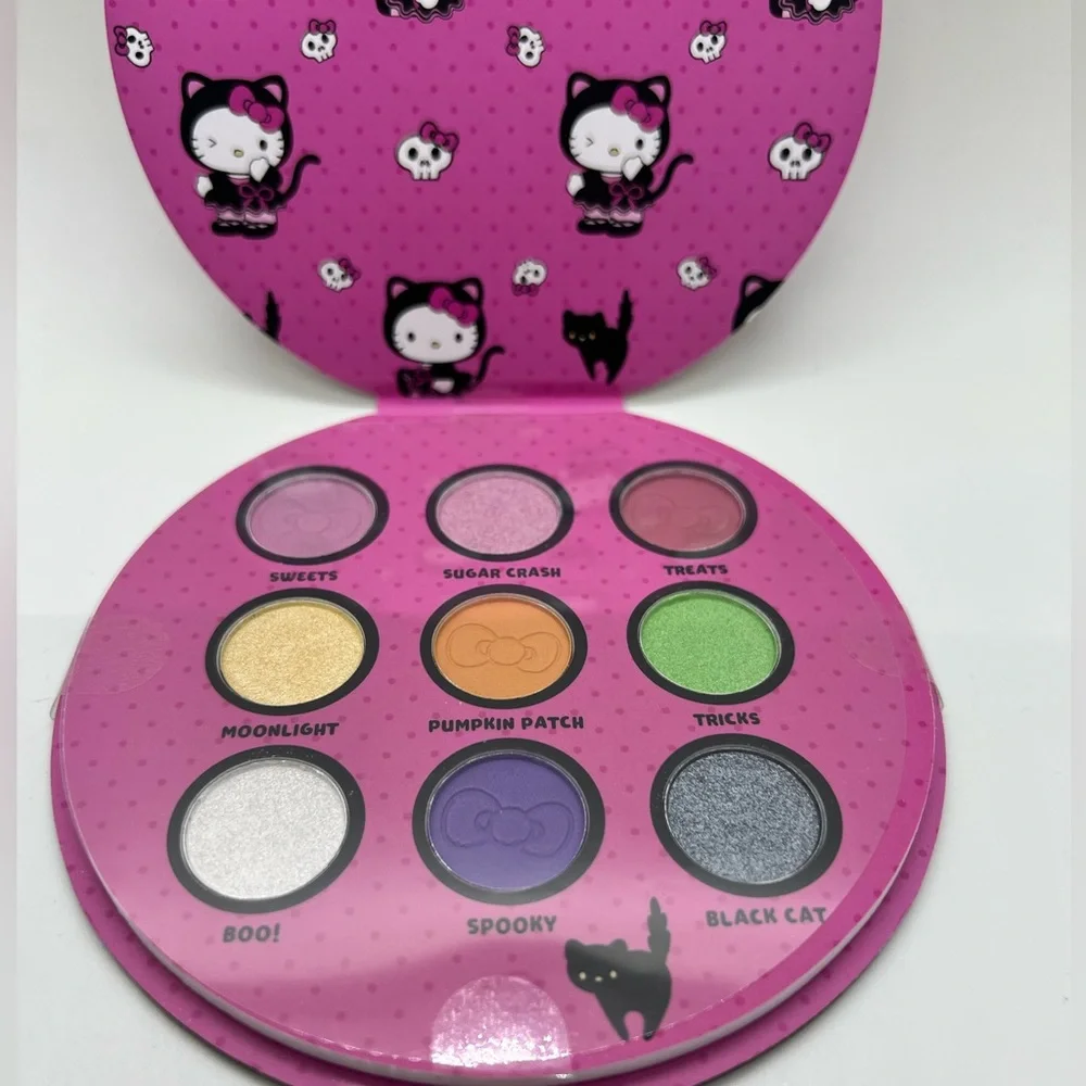 NWT Hello Kitty eyeshadow palette